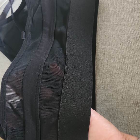 Bombshell Sportswear - Picture 5 of 5